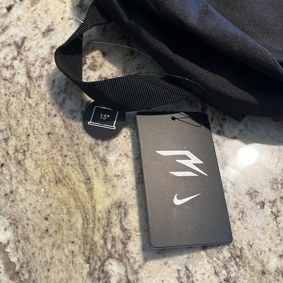 NIKE NWT 15” black backpack - Picture 5 of 6